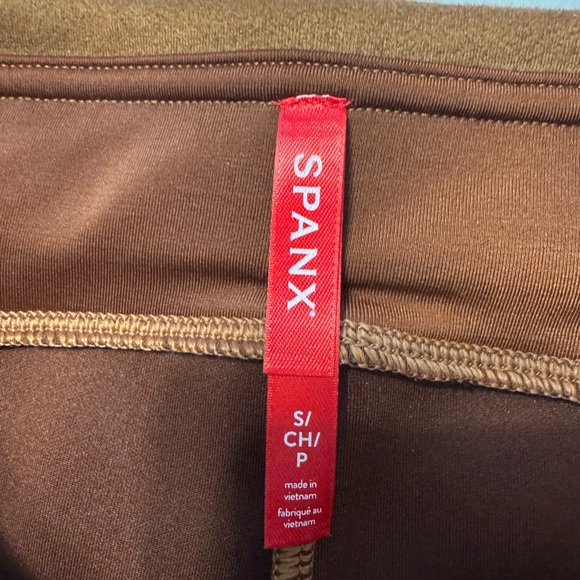 SPANX Cocoa Brown Leggings - Picture 2 of 8